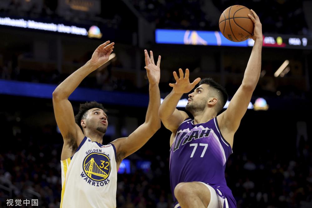 队员树立了 队员树立了